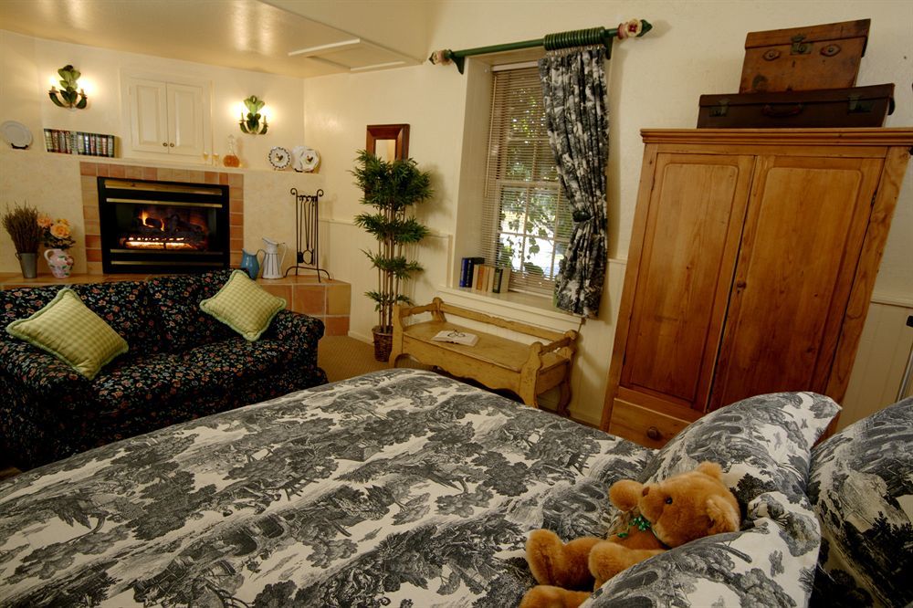 Maison Fleurie, A Four Sisters Inn Yountville Extérieur photo
