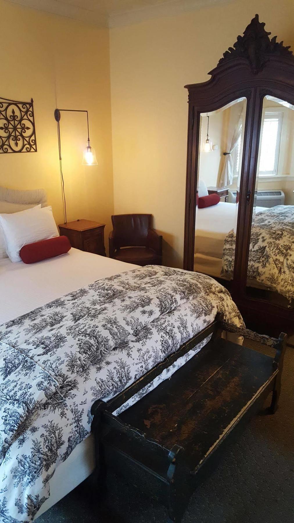 Maison Fleurie, A Four Sisters Inn Yountville Extérieur photo