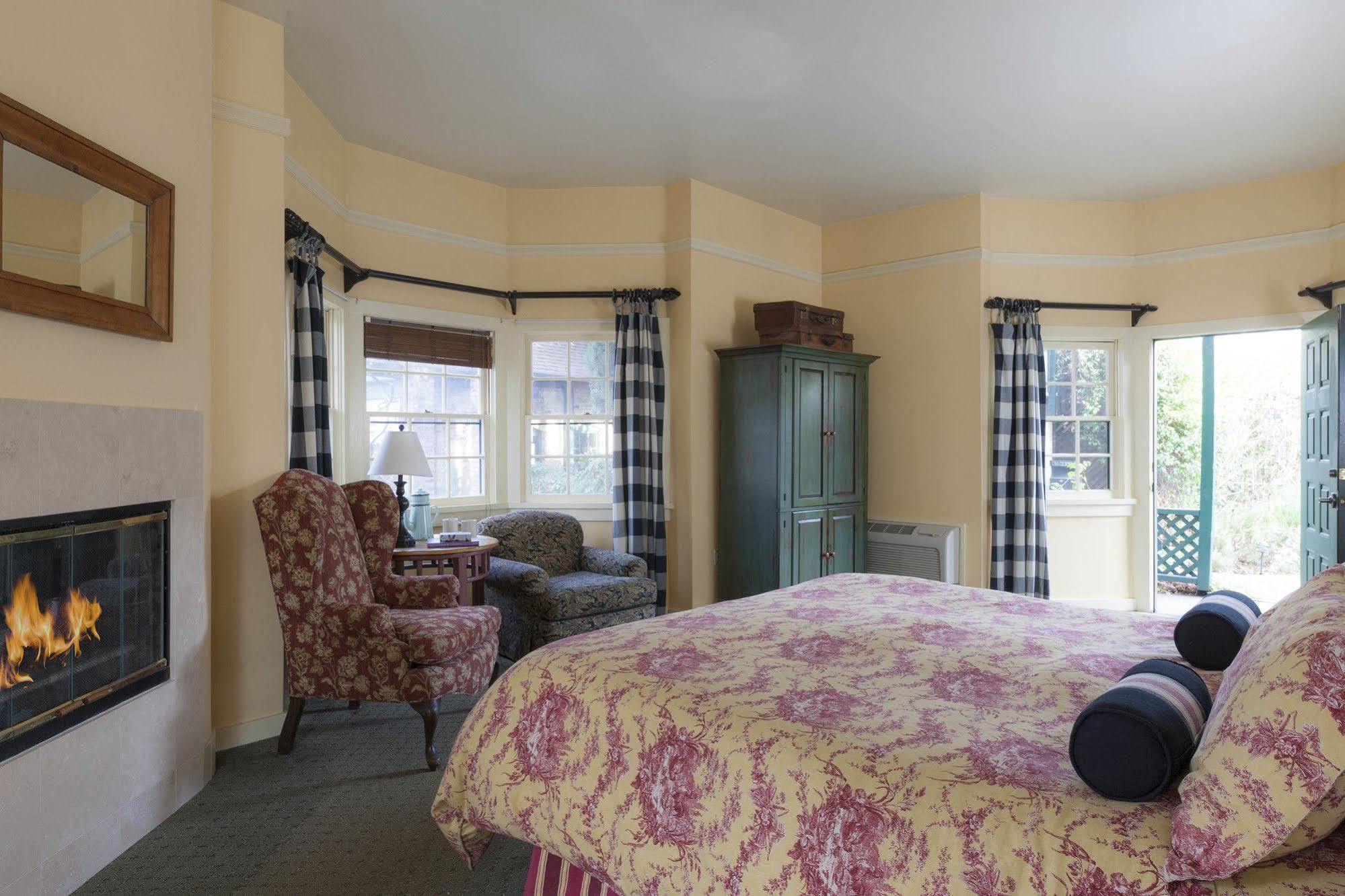 Maison Fleurie, A Four Sisters Inn Yountville Extérieur photo